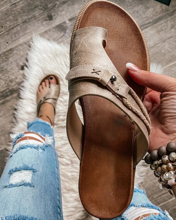 Emaline - Platt strandsandal med öppen tå