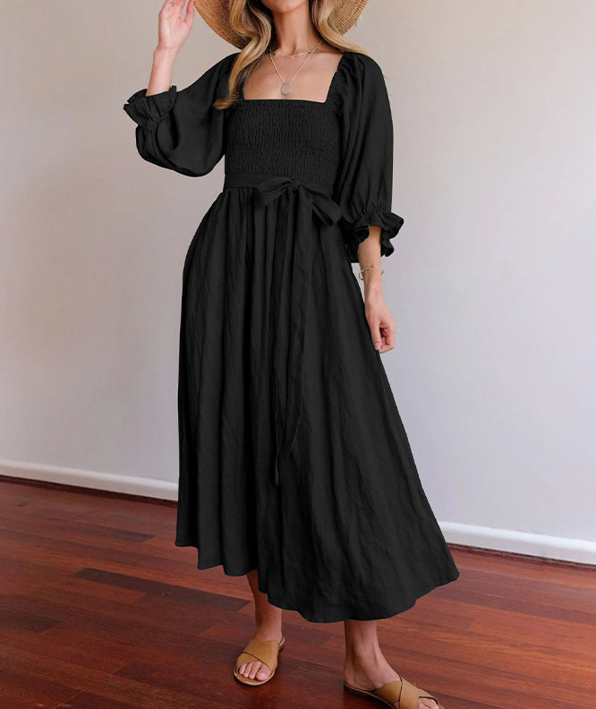 Lora Sommerkleid - Glänzend in den Sommer