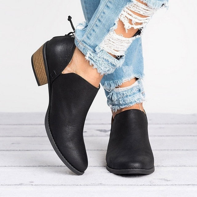 Quinn™ - Kurze Stiefel Spitzer Slip On