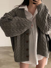 Clementine™ - Gestrickte Strickjacke mit Twist